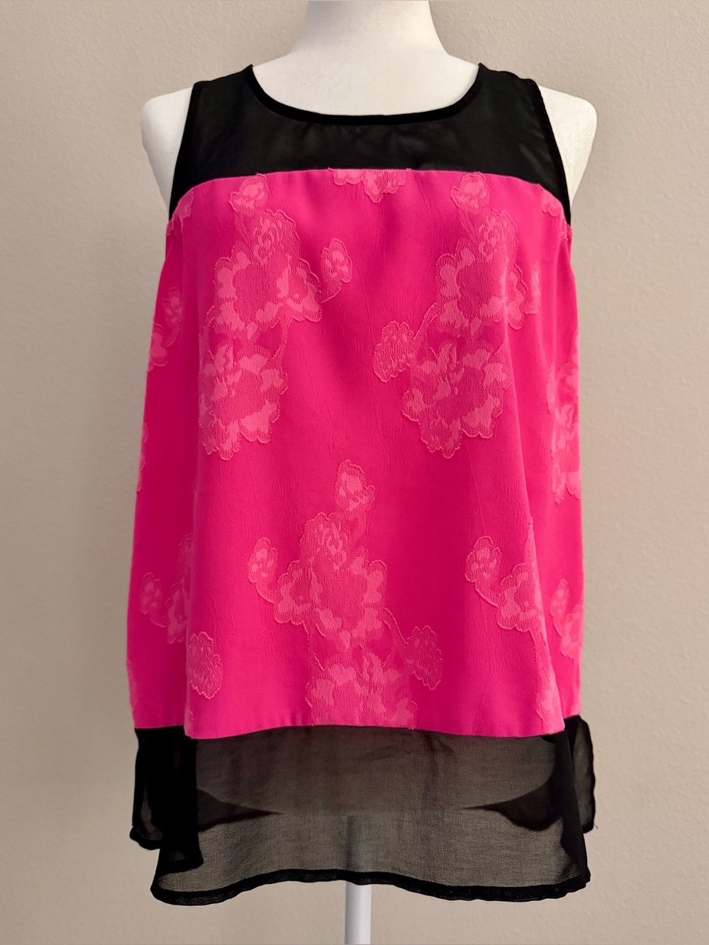 DKNY Pink Floral Black Mesh Sleeveless Blouse Size L NWOT
